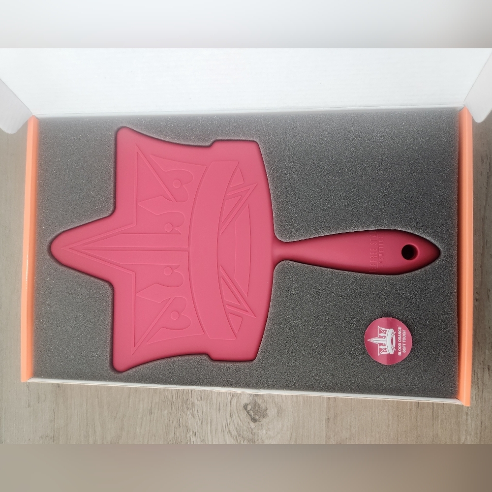 Jeffree Star Blood Orange Soft Touch Mirror
